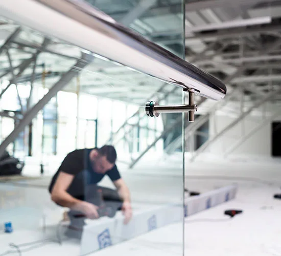 Callaway, FL highly skilled glass repair technicians