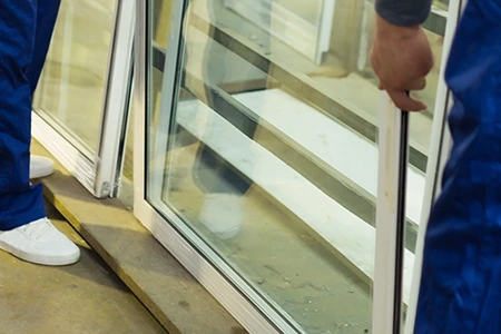 Commercial Glass Repair Technician in Callaway, FL