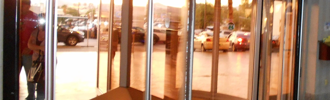 Storefront Glass Repair Cost in Callaway, FL