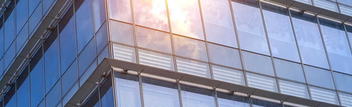UV-Resistant Glass Experts in Callaway, FL